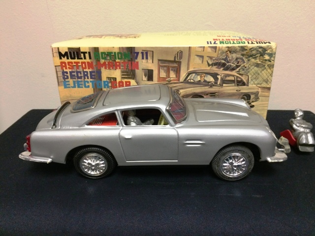【箱付き】日本製 MULTI ACTION 711 ASTON-MARTIN James Bond – Multi Action 711 Aston Martin Secret Ejector Tin Toy