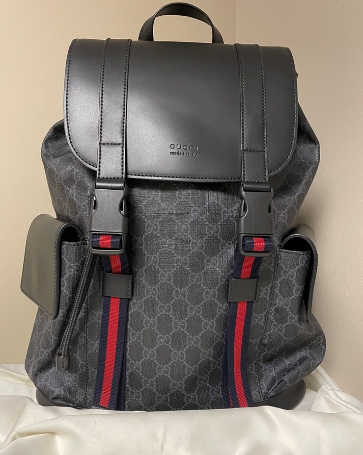 GUCCI GG BLACK BACKPACK | Collector's World
